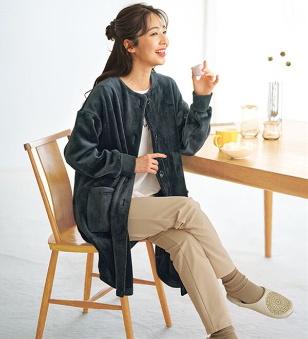 BELLUNA（ベルーナ）の「ふんわりなめらか裏ベロアカーデワンピース（その他カーディガン）」｜詳細画像