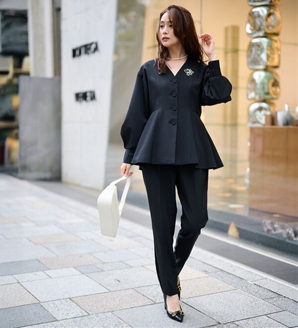 2点セット】Vネックペプラムセットアップ - ベルーナ【公式】