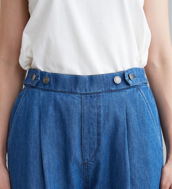 BELLUNA（ベルーナ）の「やわらかデニム素材ボタン使いワイドパンツ（ワイドパンツ・ガウチョ）」｜詳細画像