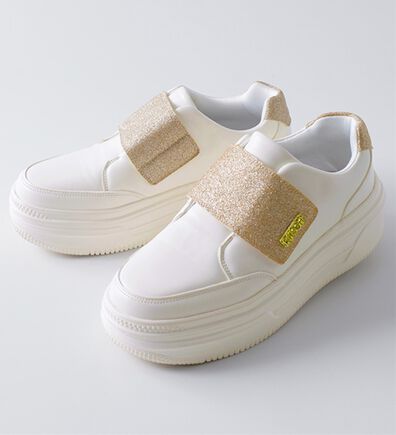 BELLUNA（ベルーナ）の「＜Ｋｉｔｓｏｎ＞厚底軽量ラメスニーカー（スニーカー）」