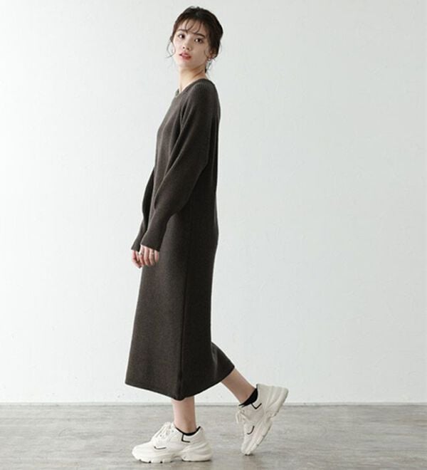 Pierrot（ピエロ）の「【Pierrot限定サイズ】パフスリーブロングニットワンピース（ニットワンピース）」｜詳細画像