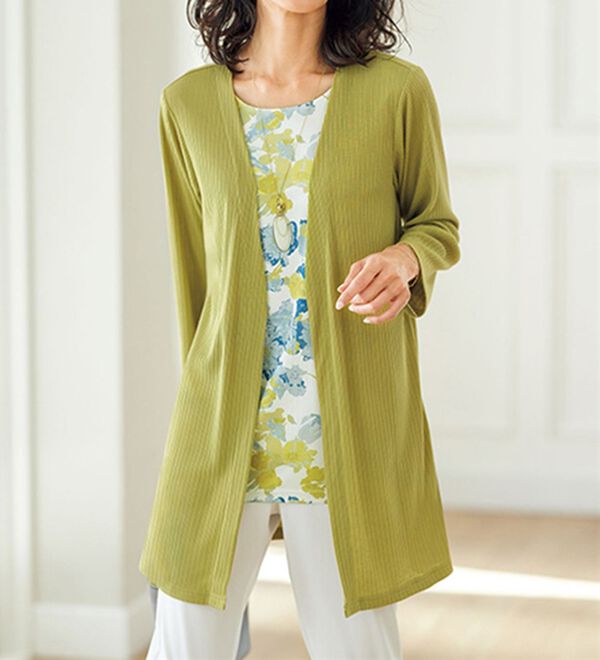 BELLUNA（ベルーナ）の「夏の旅行にはひんやりが嬉しい！重ねデザインプルオーバー（カットソー）」｜ライム系