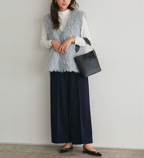 Pierrot（ピエロ）の「カット起毛ピンタックワイドパンツ（ワイドパンツ・ガウチョ）」｜詳細画像