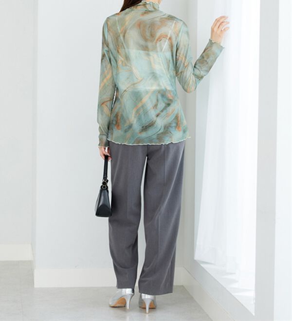 BELLUNA（ベルーナ）の「【重ね着インナー】シアー素材ハイネックインナープルオーバー（カットソー）」｜詳細画像