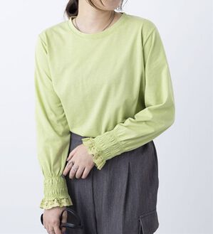 BELLUNA（ベルーナ）の「袖口レース使いプルオーバー（カットソー）」｜グリーン