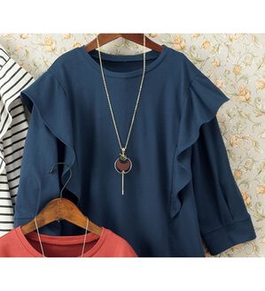 ルフラン（ルフラン）の「ちょい洒落＊７分袖ラッフルショルダーＴシャツ（カットソー）」｜ネイビー