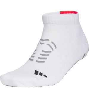 「ＡＤ）アディゼロ　アンクル丈　機能ソックス（メンズ靴下・タイツ）」｜ホワイト