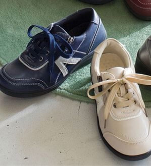 BELLUNA（ベルーナ）の「ベルフォートゆったり５Ｅ防水スニーカー（スニーカー）」｜詳細画像