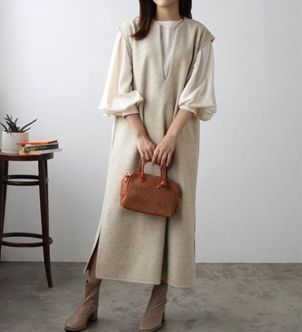 GeeRA（ジーラ）の「Ｖネックオーバーサイズジャンパースカート（ジャンパースカート）」｜詳細画像