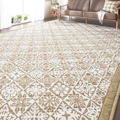 「おしゃれでひんやり　持続冷感キルトカーペット（カーペット）」