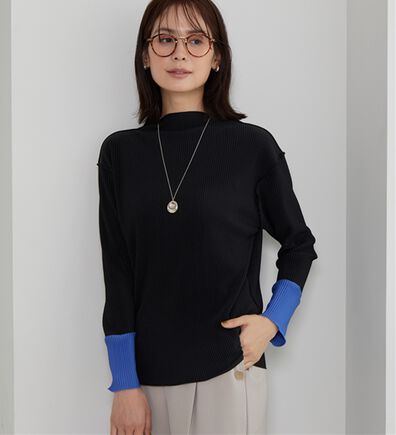 BELLUNA（ベルーナ）の「プリーツ素材配色デザインプルオーバー（カットソー）」