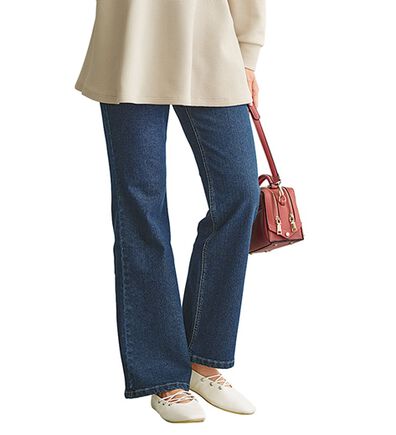 BELLUNA（ベルーナ）の「裏起毛セミフレアーデニムパンツ（フルレングスパンツ）」