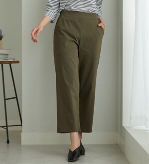 BELLUNA（ベルーナ）の「のびのびストレッチ美脚ストレートパンツ（ワイドパンツ・ガウチョ）」｜カーキ