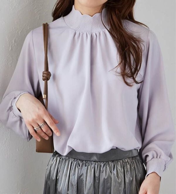 RANAN（ラナン）の「スカラップリブニット使いブラウス（ブラウス）」｜詳細画像