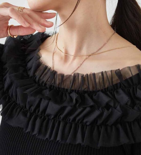 RANAN（ラナン）の「チュールフリルオフショルニット（ニット・セーター）」｜ブラック