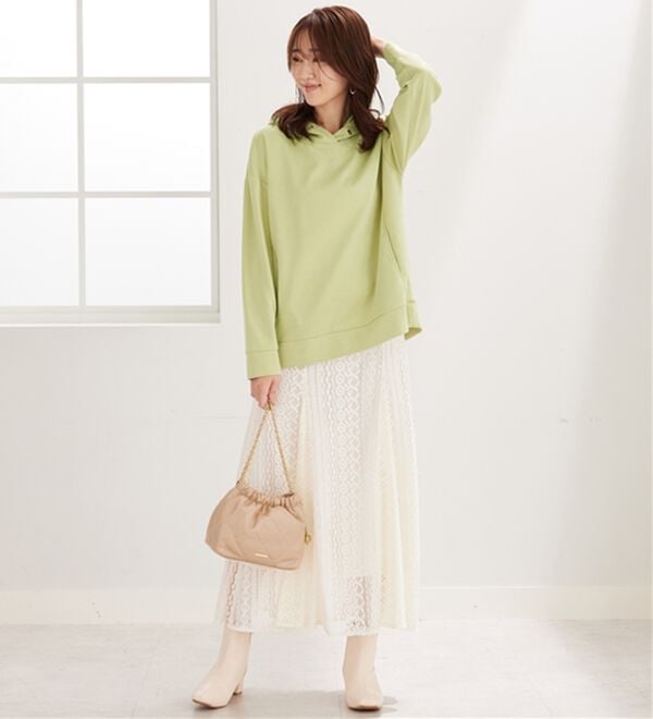 BELLUNA（ベルーナ）の「とろみ素材フードデザインパーカー（パーカー）」｜詳細画像