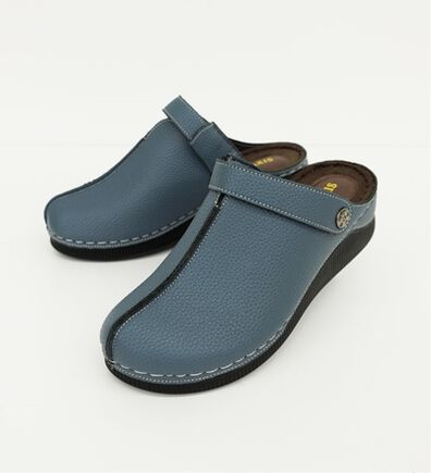 BELLUNA（ベルーナ）の「やわらかレザー調２ＷＡＹミュール（サンダル・ミュール）」