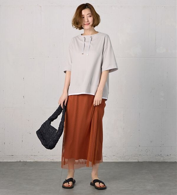 BELLUNA（ベルーナ）の「ワイドネックデザイン重ね着風プルオーバー（カットソー）」｜詳細画像