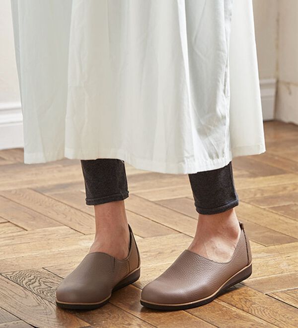 ルフラン（ルフラン）の「＜フィグリーノ＞やわらかレザーのスリッポン（スリッポン）」｜詳細画像