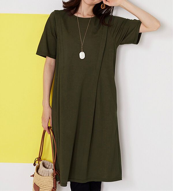 BELLUNA（ベルーナ）の「ヒンヤリ！タック使いかのこワンピース（カットソーワンピース）」｜詳細画像