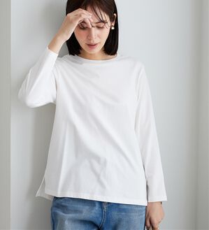 BELLUNA（ベルーナ）の「綿１００％大人顔サマ見えプルオーバー（カットソー）」｜オフ白