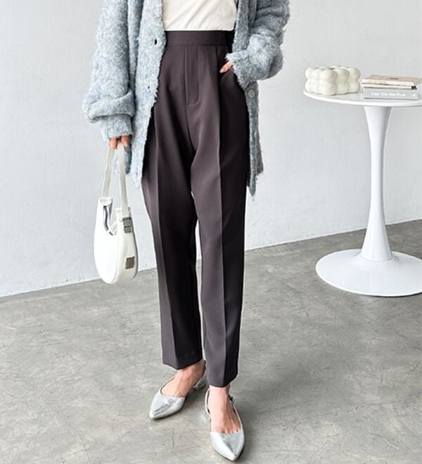 GeeRA（ジーラ）の「美脚きれい魅せ！テーパードパンツ（フルレングスパンツ）」｜詳細画像