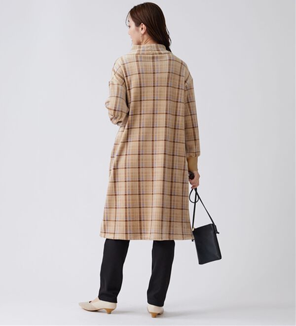 BELLUNA（ベルーナ）の「ふんわりなめらか裏ベロアワンピース（カットソーワンピース）」｜詳細画像