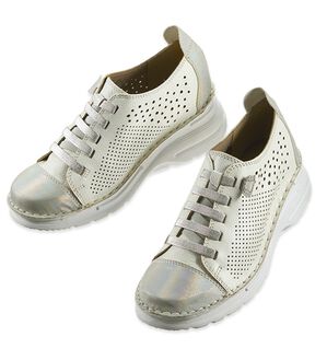 ルフラン（ルフラン）の「ｔｏ　ｂｅ　ｃｏｎｔｉｎｕｅｄ　厚底パンチングスニーカー（スニーカー）」｜ホワイト／シルバー