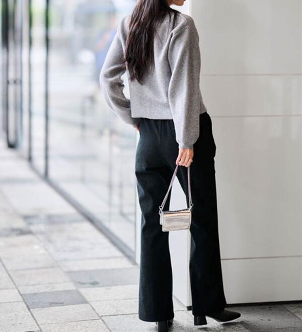 RANAN（ラナン）の「【4つの機能付き】洗える！ゴールド調ボタンニットカーディガン（ニットカーディガン）」｜詳細画像