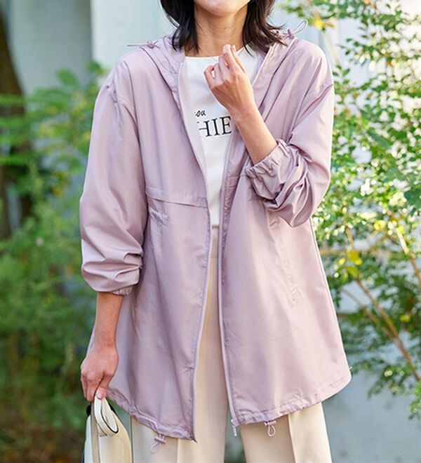 BELLUNA（ベルーナ）の「はっ水加工軽量パーカー（ポーチ付）（パーカー）」｜詳細画像