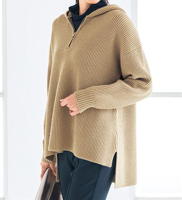 VINNO（ヴィノ）の「ジップデザインもちもちフーデッドパーカー（パーカー）」｜ベージュ