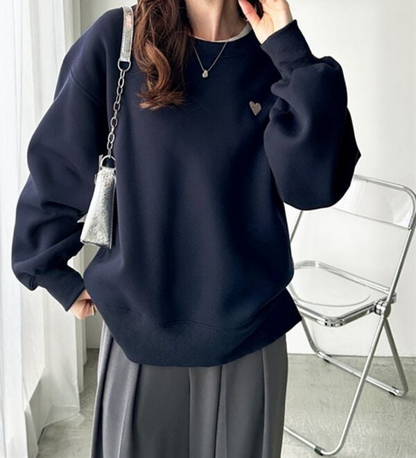 GeeRA（ジーラ）の「ロゴ＆ハート刺しゅう裏起毛スウェット（トレーナー・スウェット）」｜詳細画像