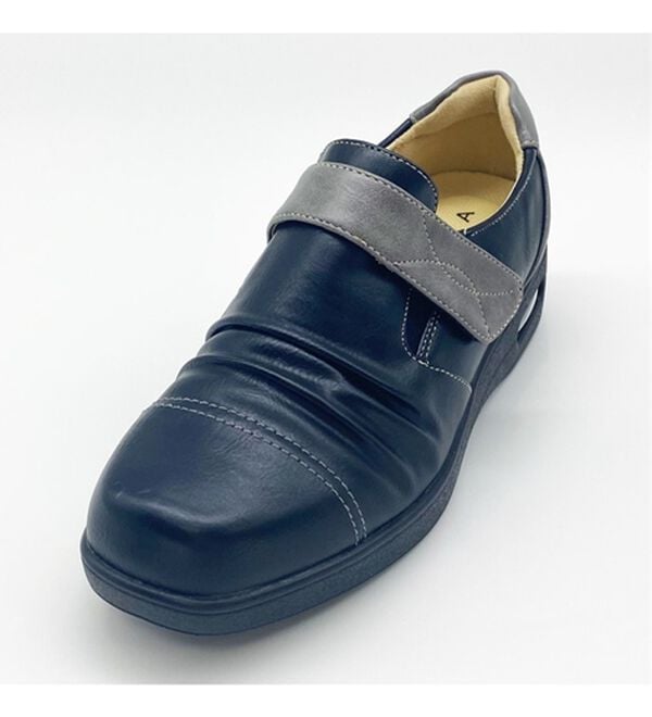 BELLUNA（ベルーナ）の「５Ｅシャーリング使いエア入りシューズ（スリッポン）」｜詳細画像