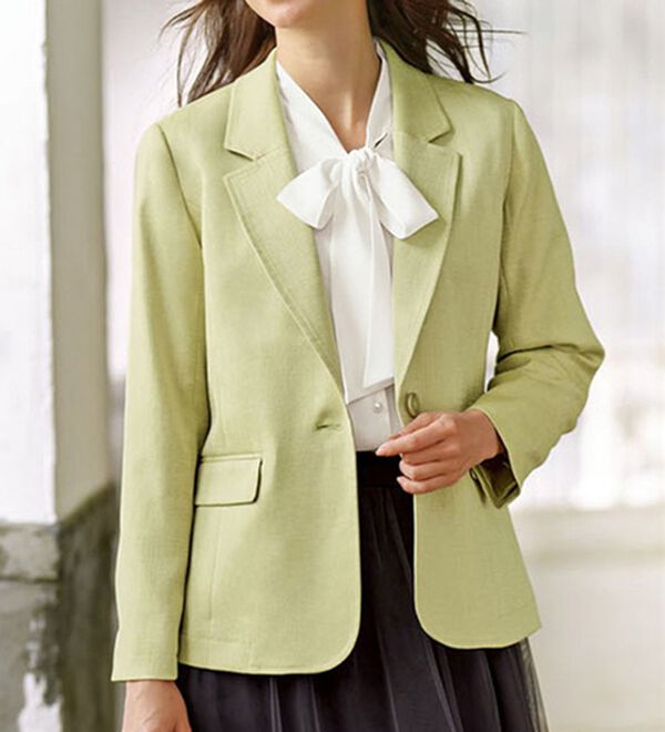 BELLUNA（ベルーナ）の「＜楽スタフィット＞テーラードジャケット（テーラードジャケット）」｜グリーン