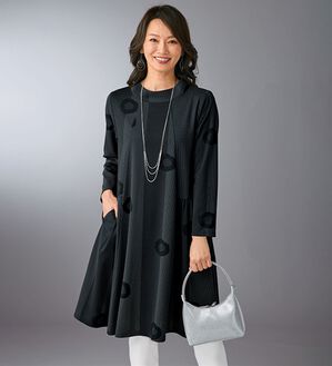 BELLUNA（ベルーナ）の「ストライプ柄切替デザインチュニック（チュニック）」｜黒系