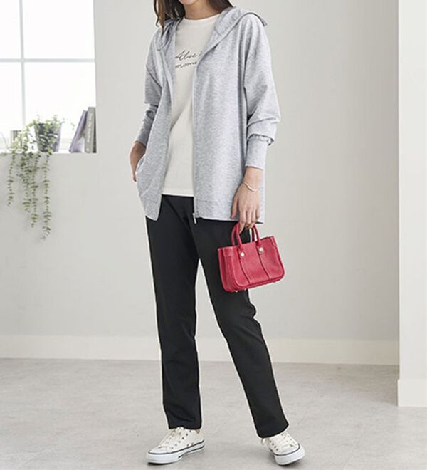 BELLUNA（ベルーナ）の「絶対に焼けたくない！後プリーツＵＶパーカー（パーカー）」｜詳細画像