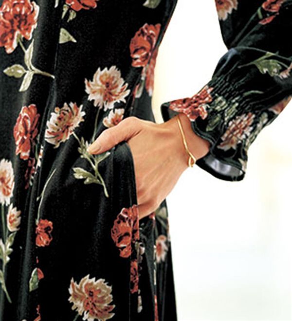 BELLUNA（ベルーナ）の「花柄プリントベロアワンピース（その他ワンピース）」｜詳細画像