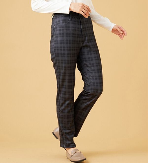 BELLUNA（ベルーナ）の「なめらかボンディング美脚ストレートパンツ（フルレングスパンツ）」｜詳細画像