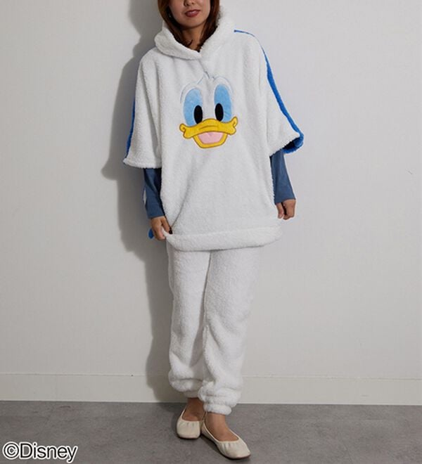 BELLUNA（ベルーナ）の「＜Ｄｉｓｎｅｙ＞【ドナルドダック】両面ボアポンチョ（パジャマ・ルームウェア）」｜詳細画像