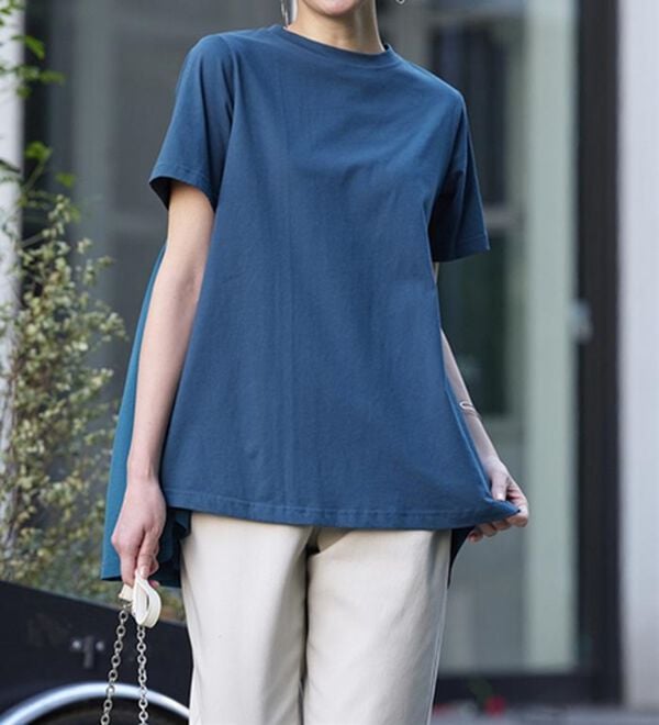 BELLUNA（ベルーナ）の「【汗ジミ対策】＜エアリーアイスコットン＞バック切替フレアーＴシャツ（Tシャツ）」｜詳細画像