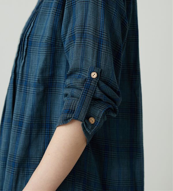 BELLUNA（ベルーナ）の「【綿100％素材】ダブルガーゼ素材丸衿多ボタンブラウス（ブラウス）」｜詳細画像