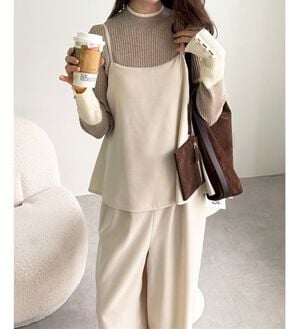 GeeRA（ジーラ）の「セットアップ風キャミソールサロペット（オールインワン）」｜ライトベージュ