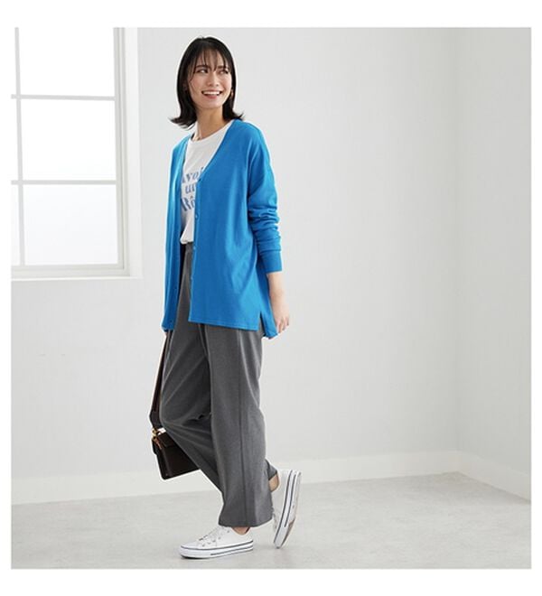 BELLUNA（ベルーナ）の「ボタン使いＶネックカーディガン（ニットカーディガン）」｜詳細画像