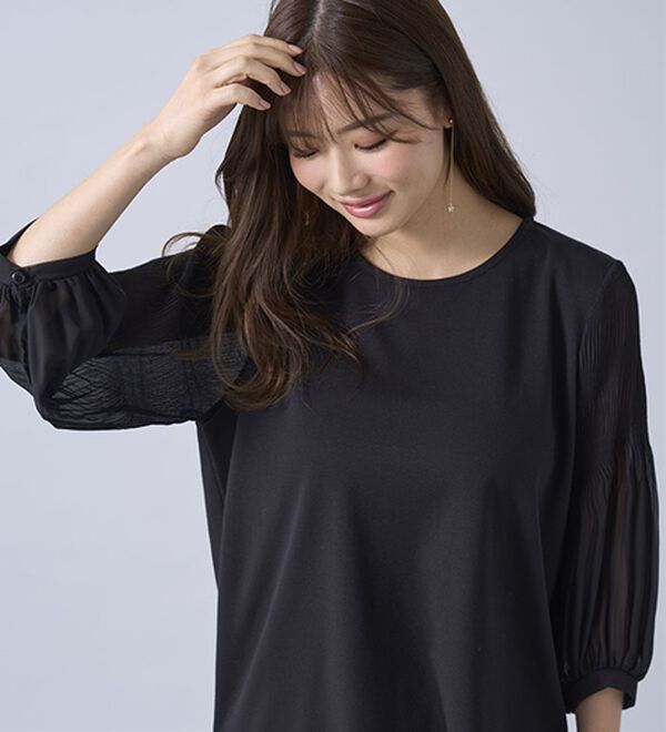 BELLUNA（ベルーナ）の「ヒンヤリ！プリーツ使いデザインプルオーバー（カットソー）」｜詳細画像