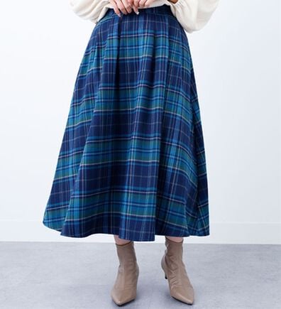 BELLUNA（ベルーナ）の「大人顔チェックスカート（ロングスカート）」