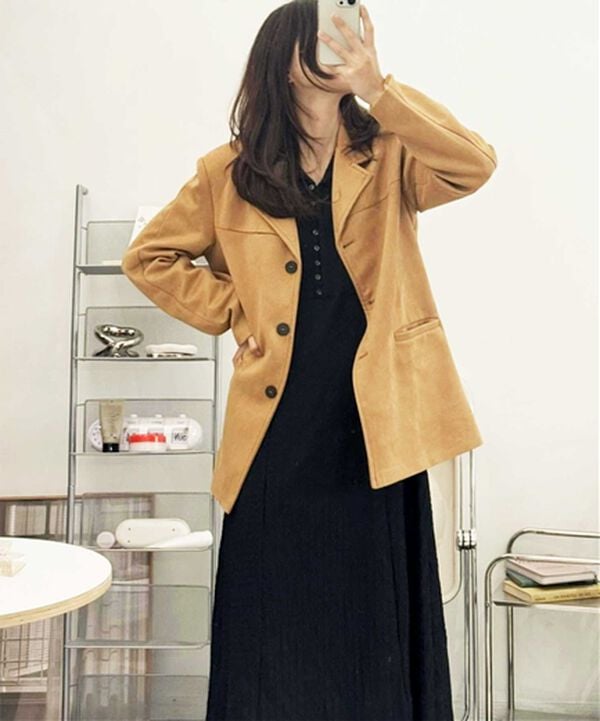 GeeRA（ジーラ）の「ポロ衿表面感素材マーメイドワンピース（カットソーワンピース）」｜詳細画像