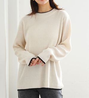 A HAPPY MARILYN（アハッピーマリリン）の「【ＬＬ～６Ｌ】＜新色追加＞Ｔシャツ感覚で着れるカメレオン級の着回しが叶うリブニット（ニット・セーター）」｜配色／アイボリー