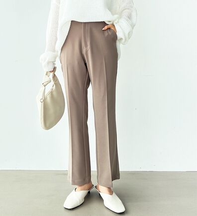 GeeRA（ジーラ）の「楽ちん＆キレイ見え美脚フレアーパンツ（フルレングスパンツ）」