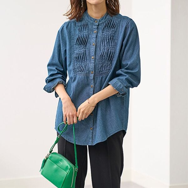 BELLUNA（ベルーナ）の「オーガニックコットンデニムタックブラウス（ブラウス）」｜詳細画像