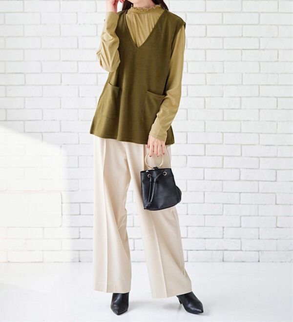 BELLUNA（ベルーナ）の「シャーリング衿ベストアンサンブル（アンサンブル）」｜詳細画像